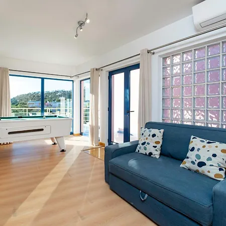Penthouse 160sqm Wide Terraces Pool View & Private Hot Tub & Parking Apartament Albufeira