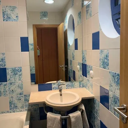 Apartament Penthouse 160sqm Wide Terraces Pool View & Private Hot Tub & Parking