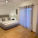 Апартаменты Penthouse 160sqm Wide Terraces Pool View & Private Hot Tub & Parking Албуфейра