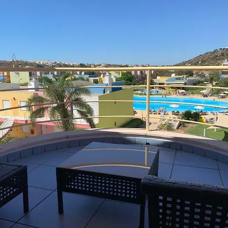 Apartment Penthouse 160sqm Wide Terraces Pool View & Private Hot Tub & Parking Albufeira